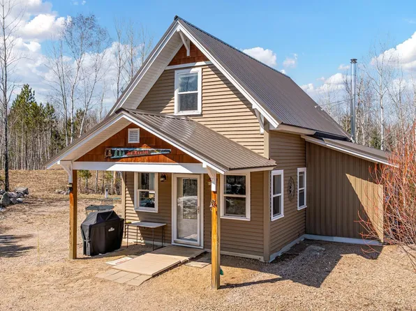 9362 Vandelay Dr, Ely, MN 55731