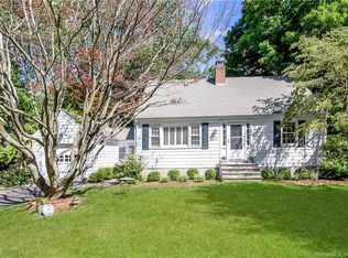 205 Middlesex Rd, Darien, CT 06820