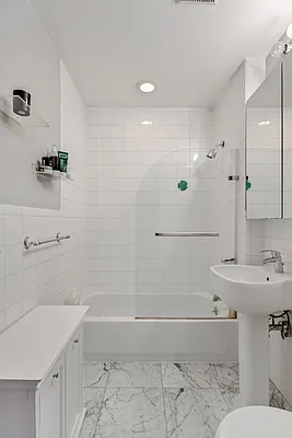 Rented by Compass | media 8