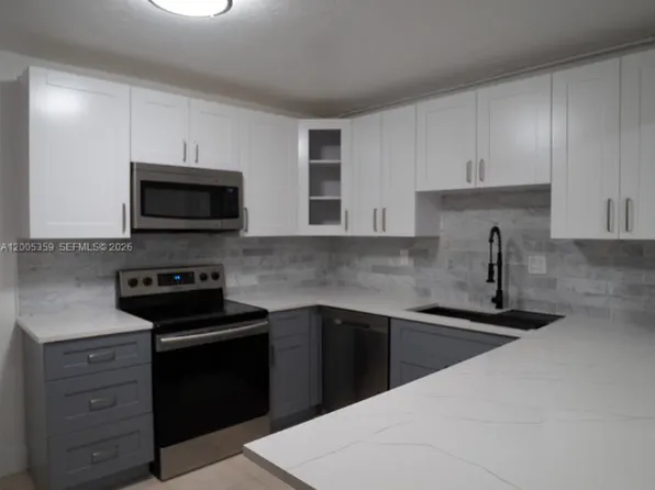 6801 SW 147th Ave APT 2D, Miami, FL 33193