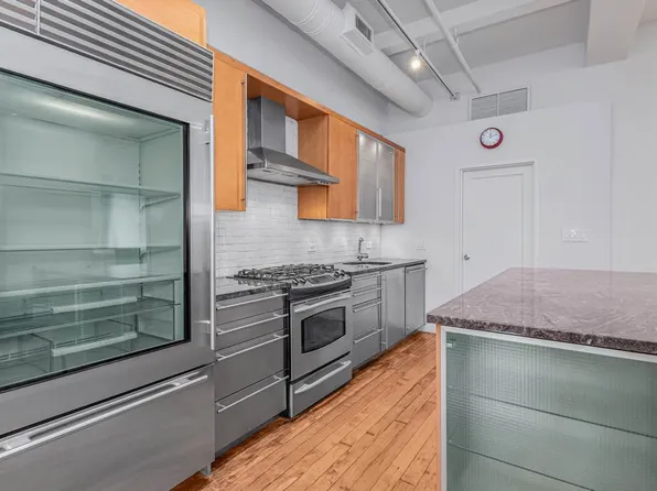 7 East 20th Street image 5 of 13