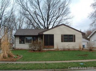 45 Glen Aire Dr, Springfield, IL 62703