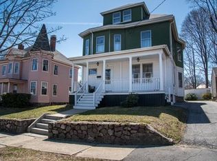 30 Lawrence St, Wakefield, MA 01880
