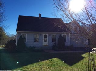 5 Arbor Crossing Dr, Kennebunk, ME 04043