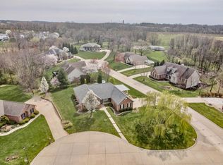 2910 Titleist Dr, Belleville, IL 62220