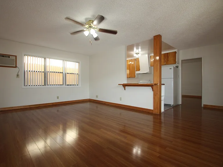 2262 S Carmelina Ave — Photo 22
