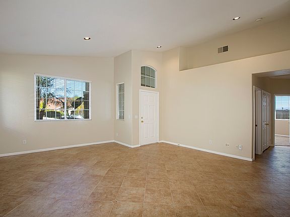 3rd image of 1239 Sky Crest Gln