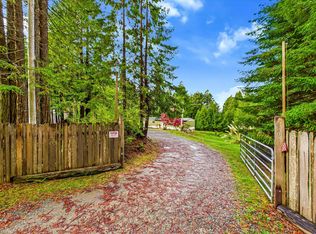 450 Stephens Ln, Bayside, CA 95524