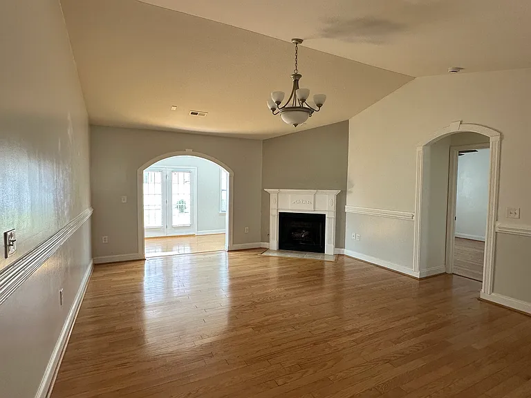 105 Calcite Dr — Photo 3