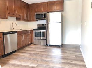 92 Lexington St #89, Auburndale, MA 02466