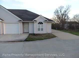 109 SE 601st Rd APT B, Warrensburg, MO 64093