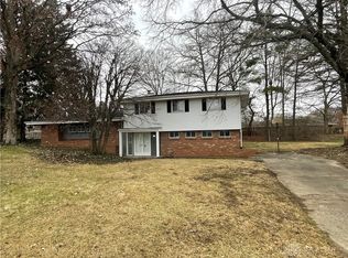 5578 Hugh Dr, Dayton, OH 45459