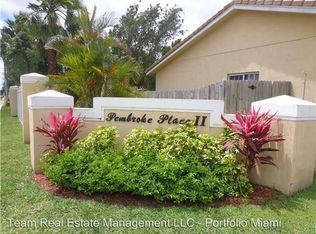 3868 SW 48th Ave, Hollywood, FL 33023