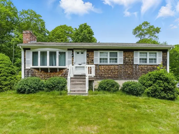 198 Homestead Ave, Rehoboth, MA 02769