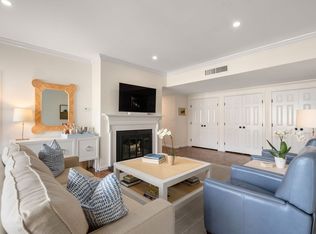 75 Grove St APT 429, Wellesley, MA 02482