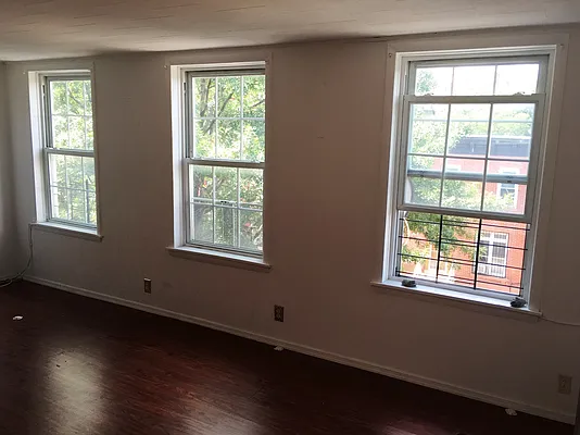 Rented by Blue Egg Realty Corp | media 52