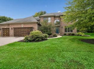2071 Tunbridge Trl, Algonquin, IL 60102