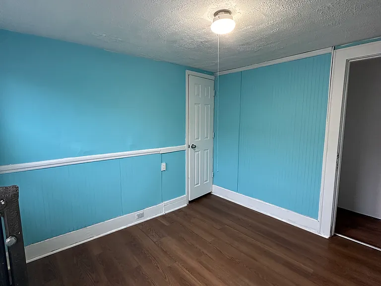 138 N 15th St #3 — Photo 10