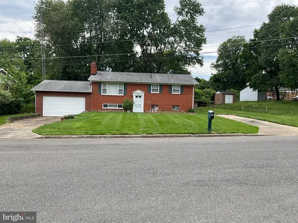 9505 Queensway Rd, Upper Marlboro, MD 20772
