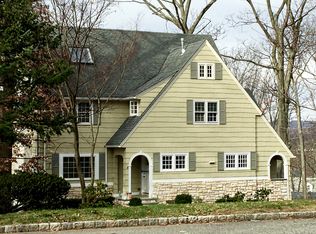 44 Afterglow Ave, Verona, NJ 07044