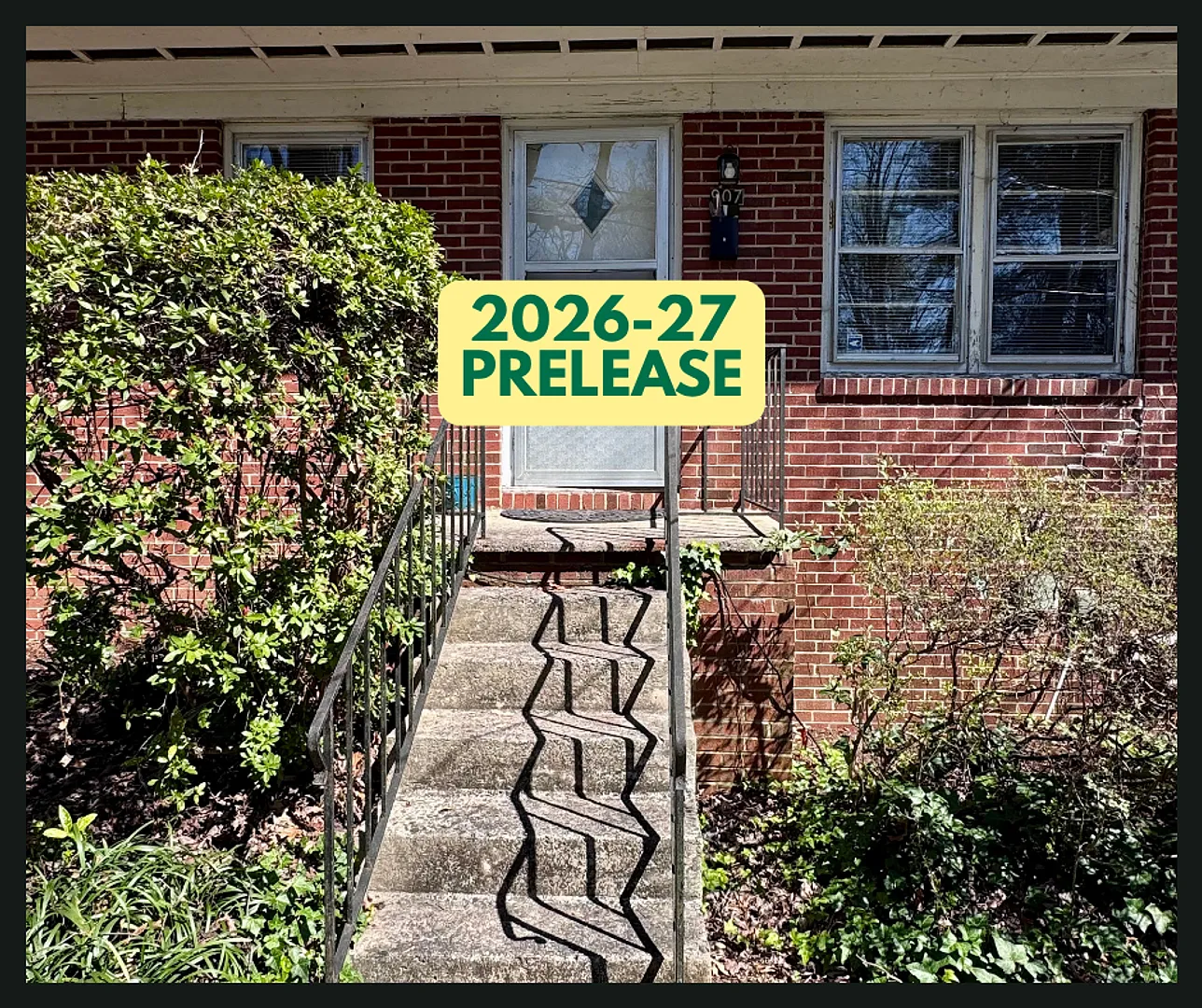 Walk to UNC campus and Merritt's Store! — Photo 1