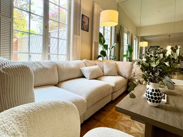 8956 Norma Pl, West Hollywood, CA 90069