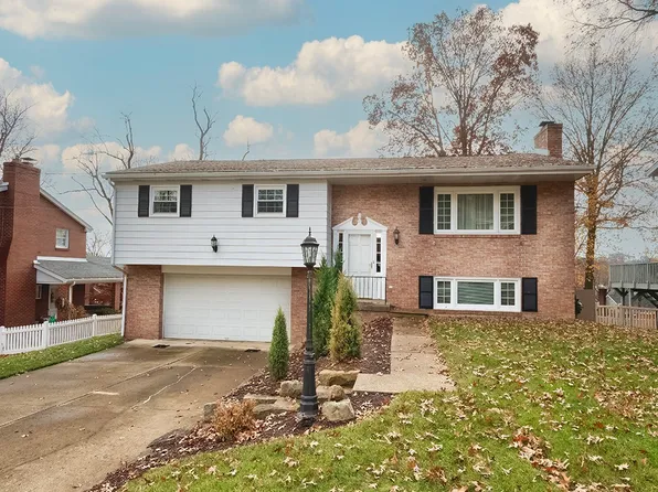 2818 Autumnwood Dr, Glenshaw, PA 15116