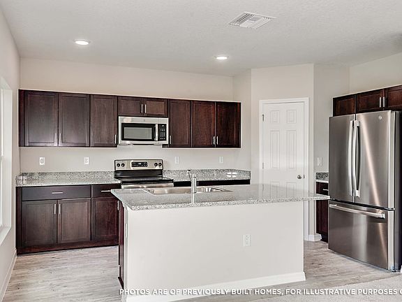 Lucia - Urban Modern Interior