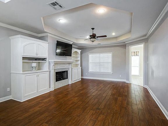 3rd image of 103 Water Birch Ln