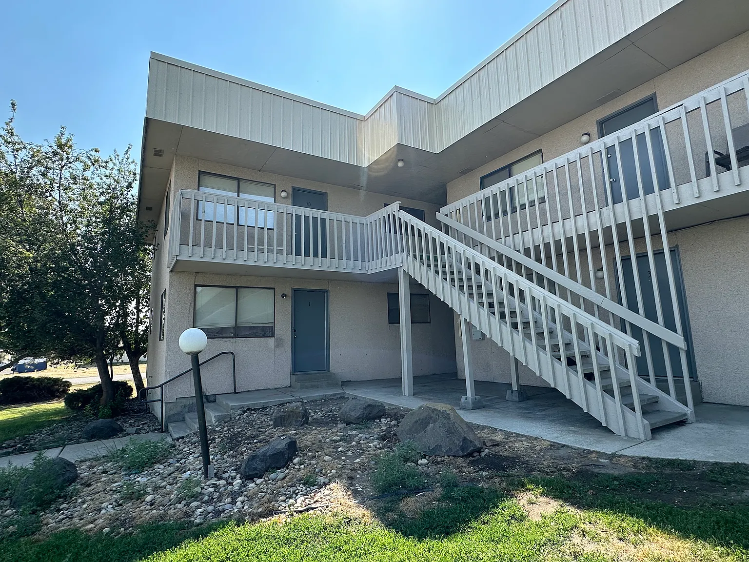 1 bed, 750 sqft, $875 — Photo 3