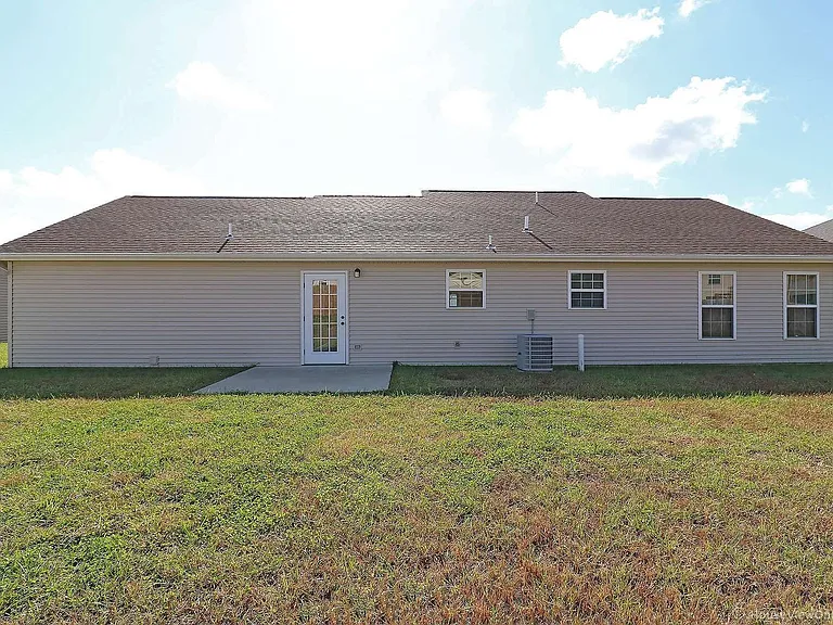 1752 Voyager Ct — Photo 25
