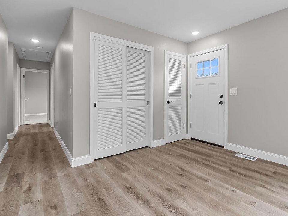35728 90th PLACE, Twin Lakes, WI 53181 | MLS #1962699 | Zillow