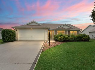 5059 NE 121st Rd, Oxford, FL 34484