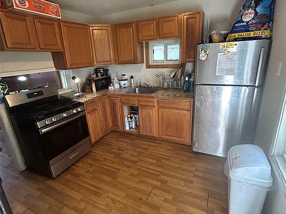 4th image of 6308 Glenis St