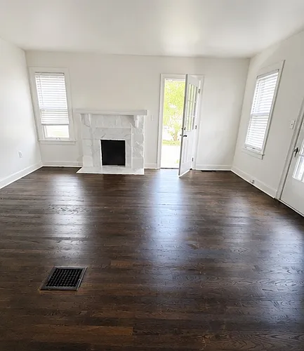 3103 River Dr Photo 1