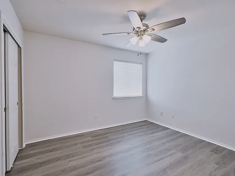 9316 Rowlands Sayle Rd — Photo 35