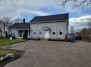 27060 Cook Rd, Olmsted Township, OH 44138