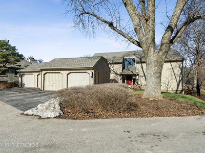 70 Cedar Rdg APT C, Lake Barrington, IL, 60010