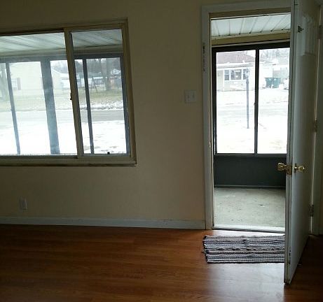 2nd image of 2803 S Tacoma Ave