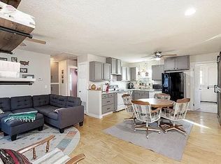 1335 E Charleston St, Wichita, KS 67219