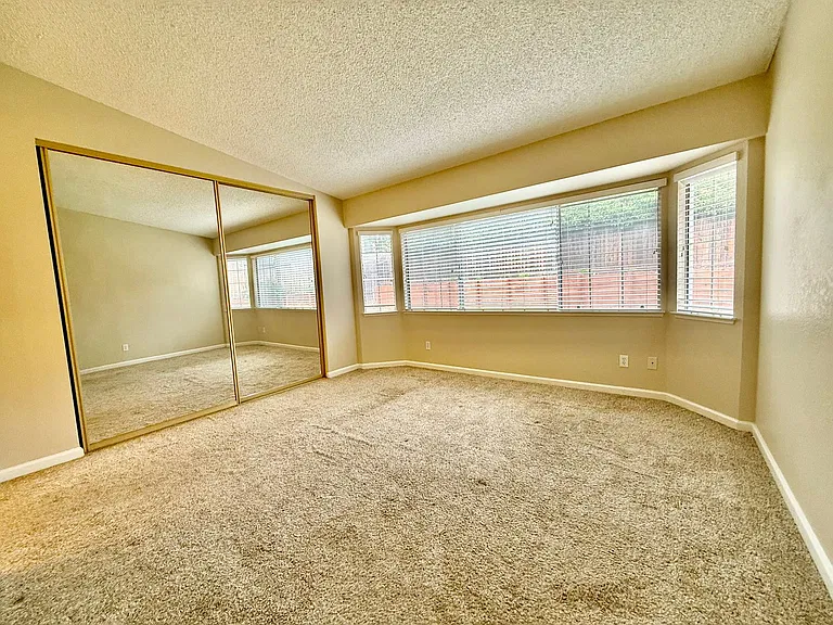 8208 Charlotte Ave — Photo 11