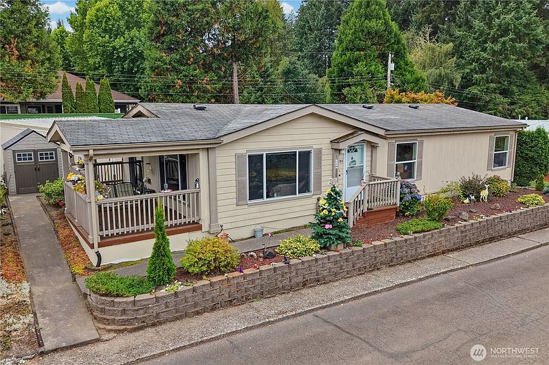 2nd image of 930 Trosper Road SW SPC123