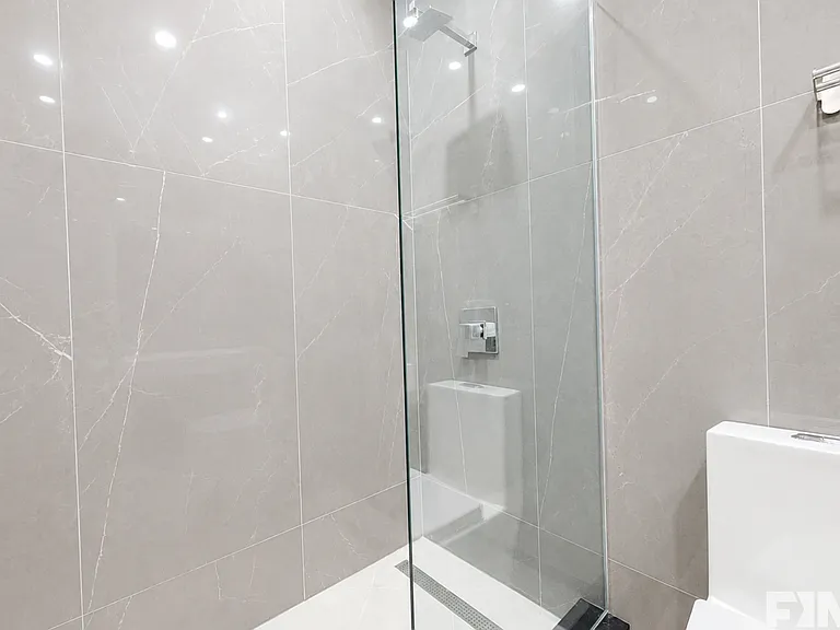 382 Chauncey St #1 — Photo 9