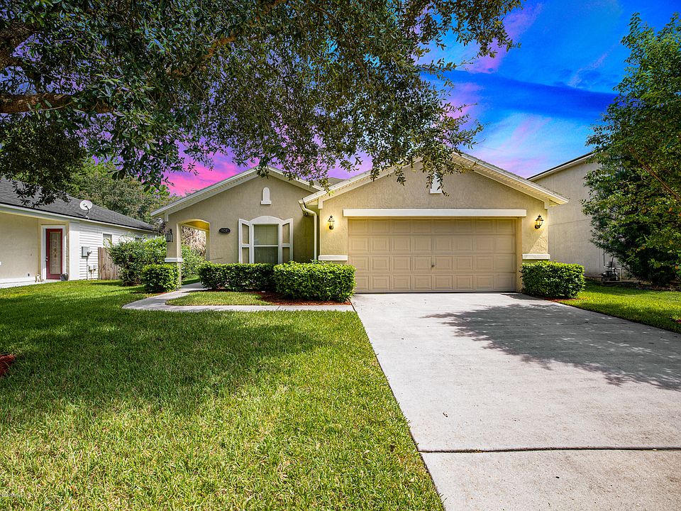 1st image of 824 Pissaro Ave
