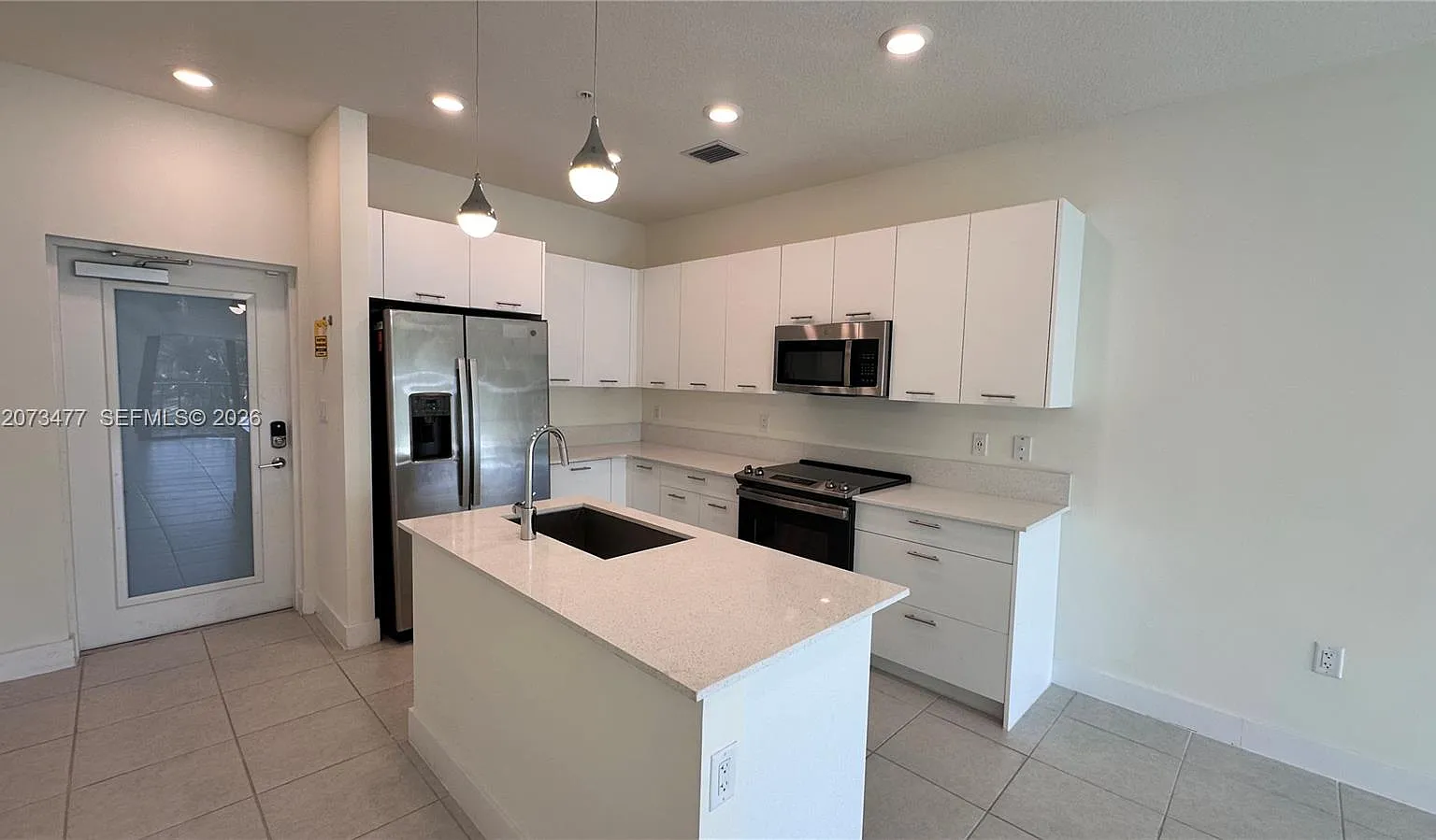 Downtown Doral South Phas — Photo 4