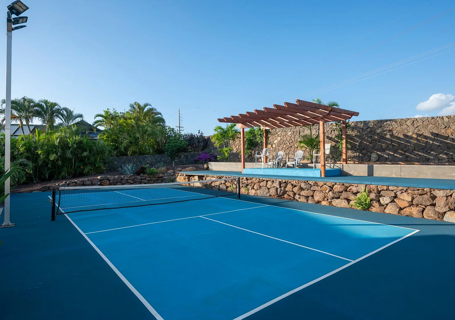 Lanikeha Six Bedroom Estate with Private Pickleball Court & Elevator — Photo 2