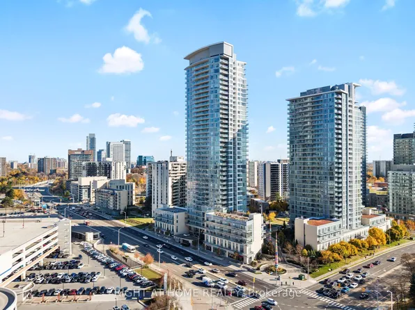 70 Forest Manor Rd #217, Toronto, ON M2J 0A9