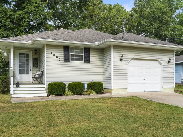 1063 Linwood Road, Merriam Woods, MO 65740