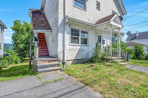 958 Ridge Ave Photo 1