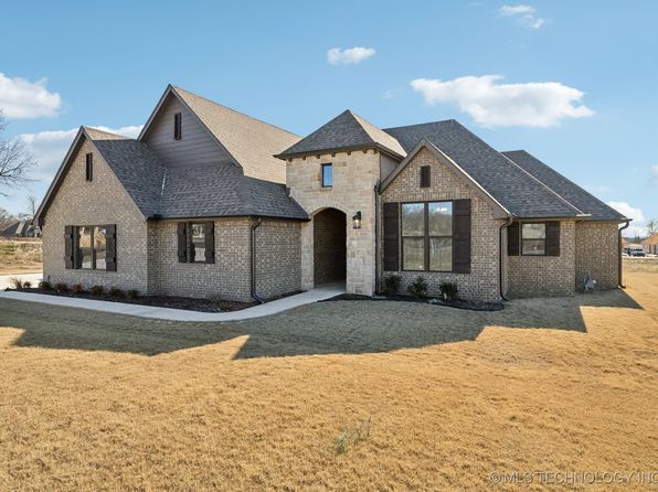 5214 E Norwood St, Claremore, OK 74019